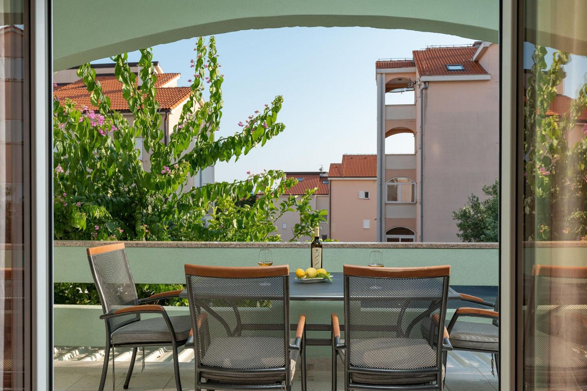 Apartments Jasna Novalja Exterior foto